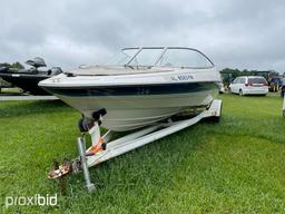 Bayliner Capri 2050LS Ski Boat, s/n B1YD05CXA595 w/ Glastron Trailer (No Ti