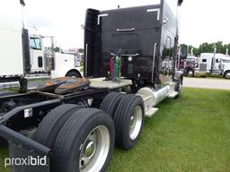 2020 Peterbilt 567 Truck Tractor, s/n 1XPCD49X9LD640714: Heritage Edition,