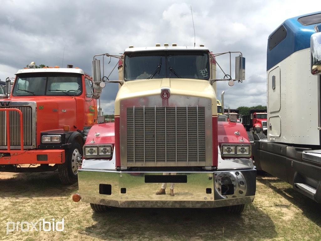 2006 Kenworth T800 Truck Tractor, s/n 1XKDDB9X36J117371: T/A, Sleeper, Cat