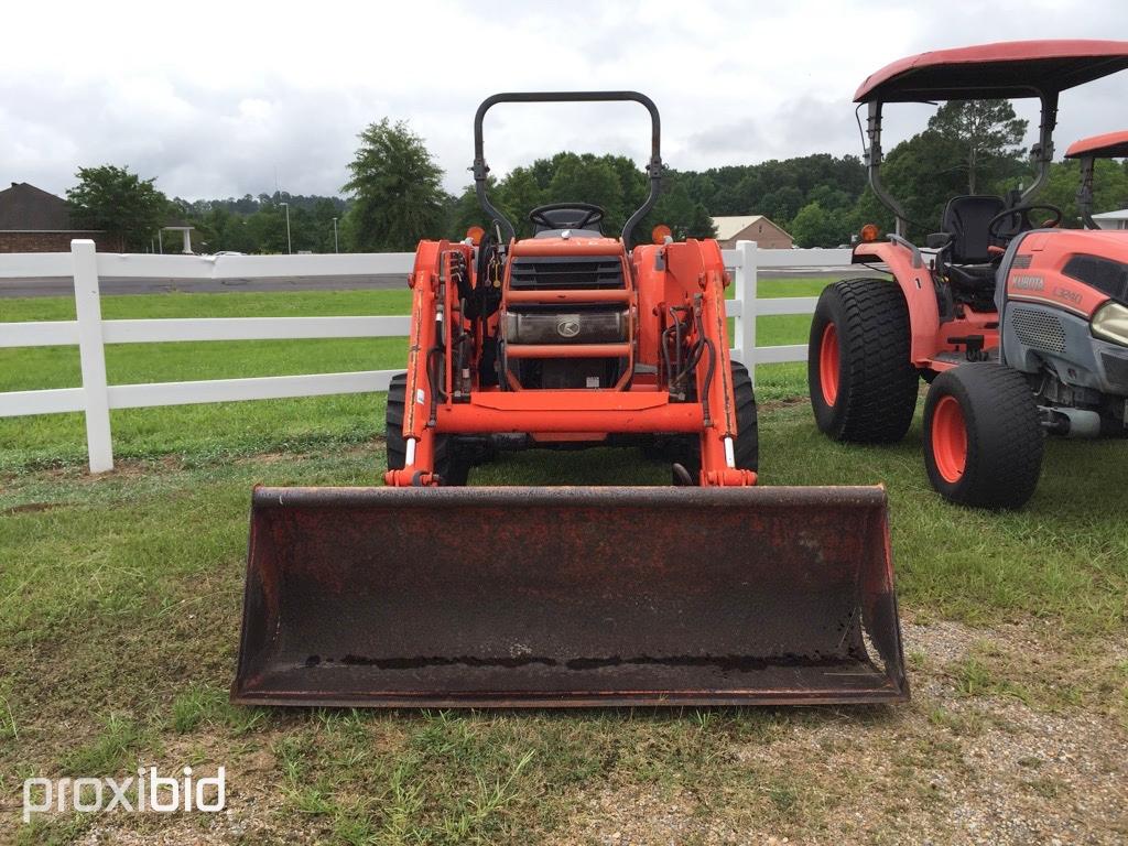 Kubota L3130 MFWD Tractor, s/n 30161: HST, Loader, Canopy, Meter Shows 1753