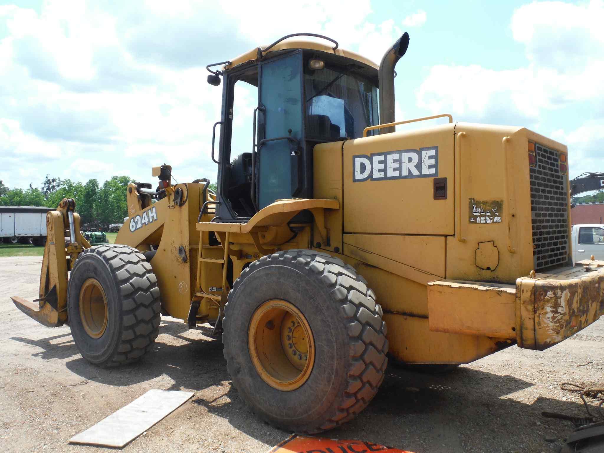 John Deere 624H Rubber-tired Loader, s/n DW624HX586383: C/A, Forks w/ Top C