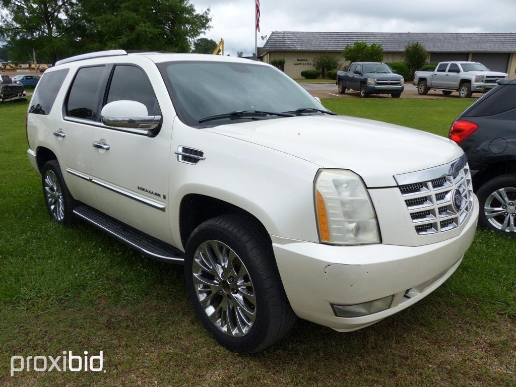 2007 Cadillac Escalade, s/n 1GYEC638X7R366033: 4-door, Auto, Odometer shows