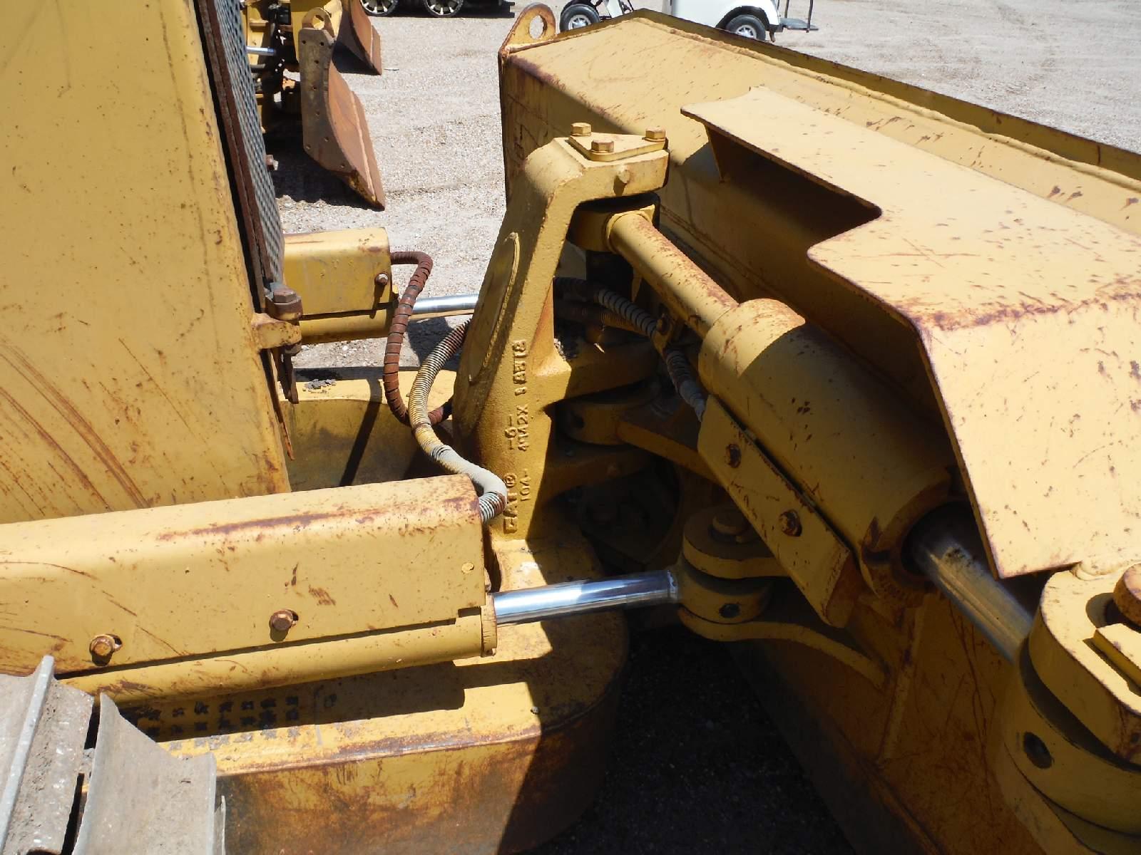 1998 Cat D5M XL Dozer, s/n 5ES00644: Canopy, Sweeps, 6-way Blade, Meter Sho