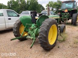 John Deere 1020 Tractor (Salvage): 2wd