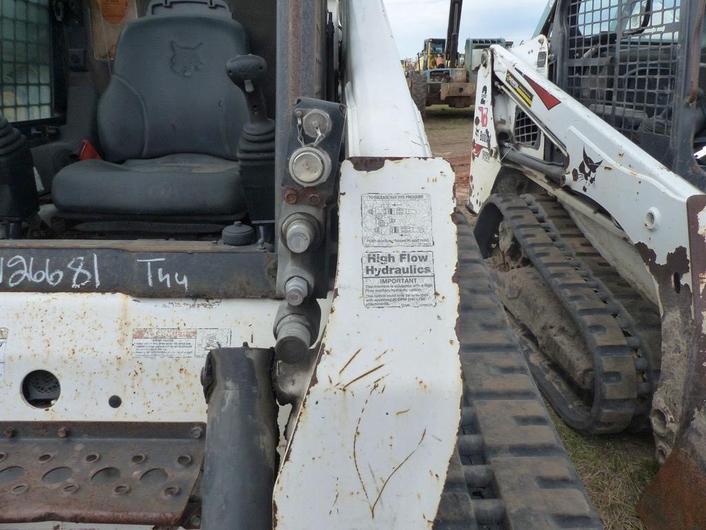 2006 Bobcat T300 Skid Steer, s/n 532013186: Rubber Tracks, No Bucket, Meter