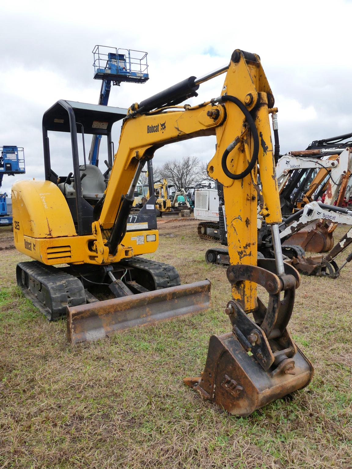 2007 Bobcat 325 Mini Excavator, s/n 234114293: 4-post Canopy, Blade, Meter