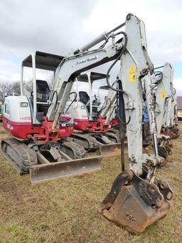 2015 Takeuchi TB230 Mini Excavator, s/n 130000568: Hyd. Thumb, Meter Shows