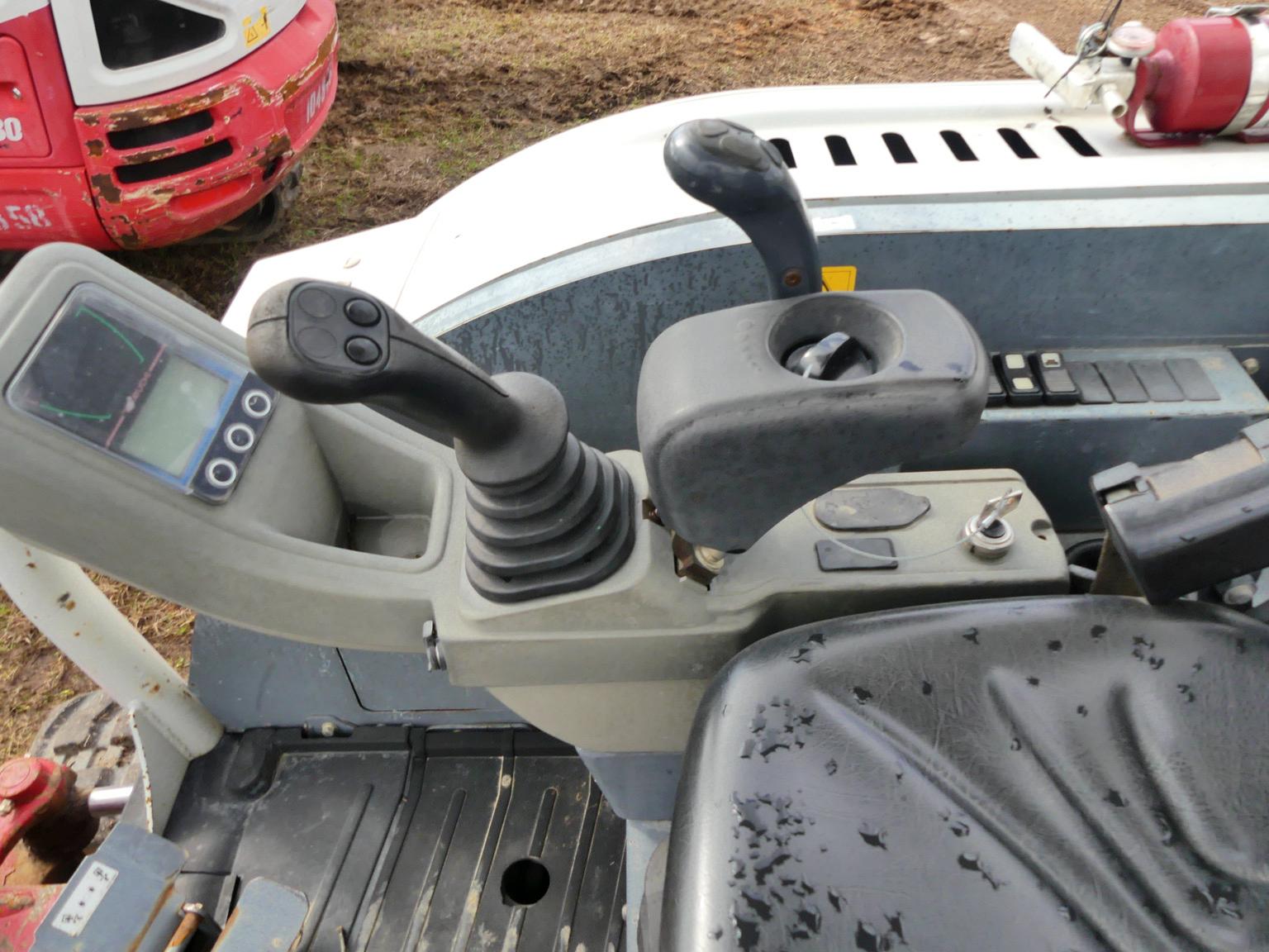 2015 Takeuchi TB230 Mini Excavator, s/n 130000568: Hyd. Thumb, Meter Shows