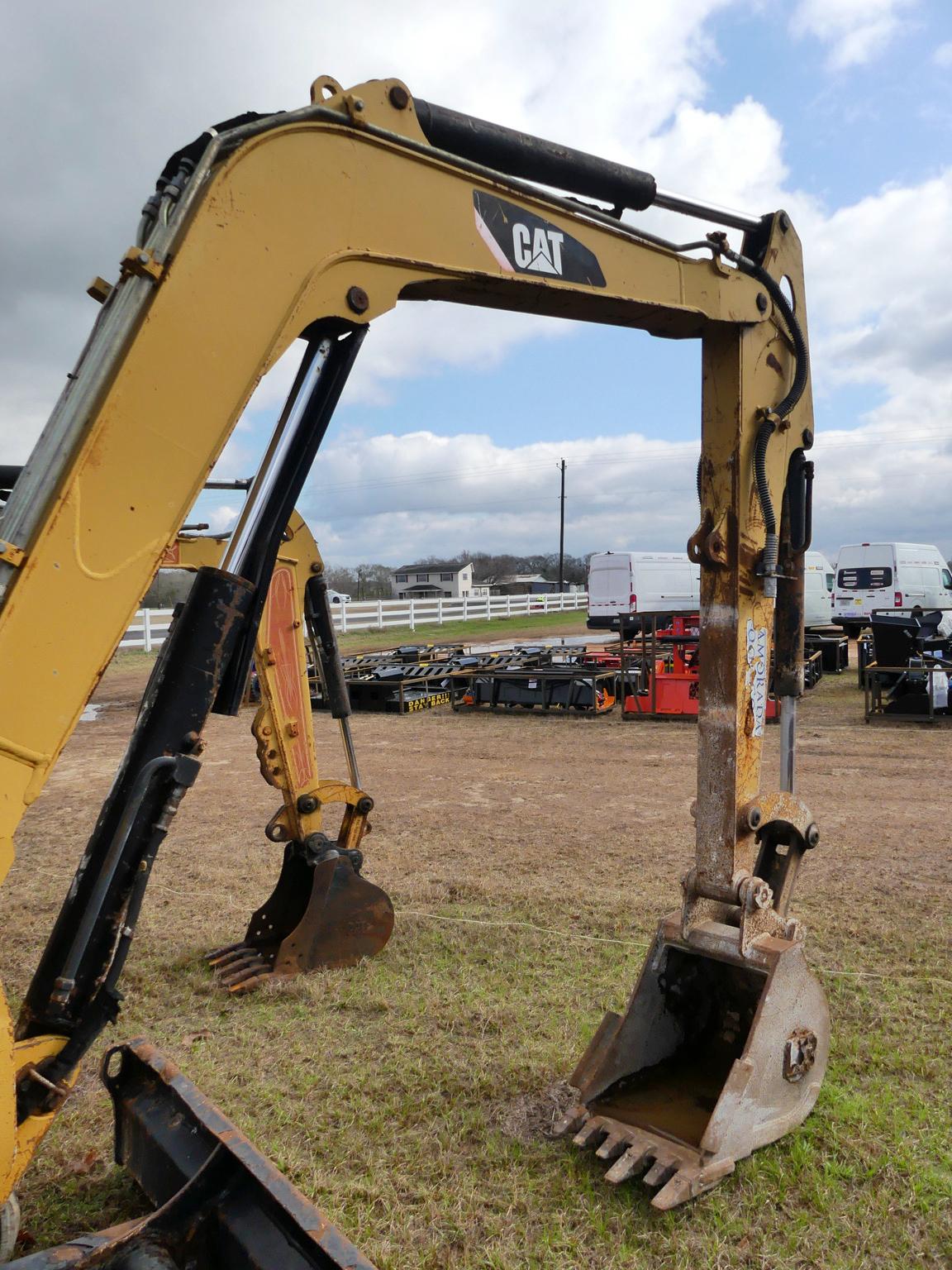 2011 Cat 305.5DCR Mini Excavator, s/n FLZ00348