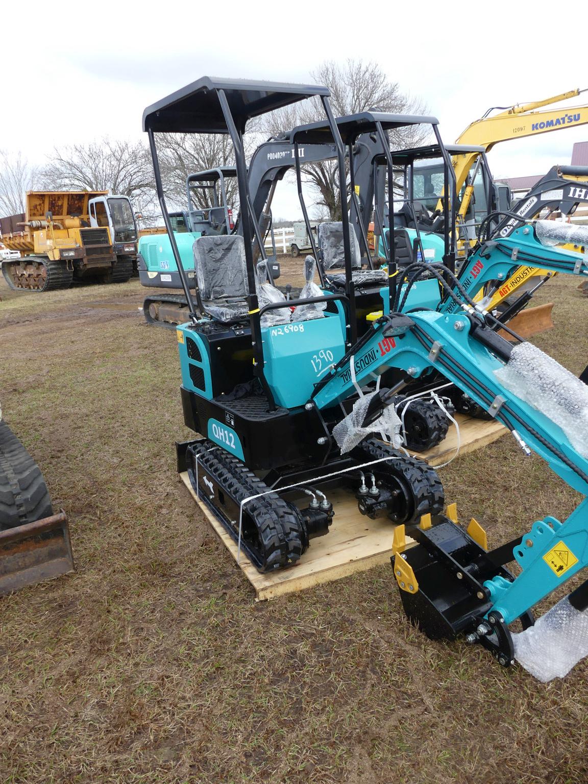 2022 Agrotk H-12 Mini Excavator, s/n QH1222111001D: Canopy, Bkt., Ripper, 2