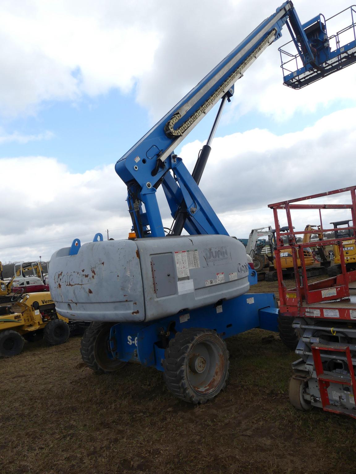 Genie S65 Manlift, sn S6013-25315: Welder Ready, Meter Shows 3518 hrs