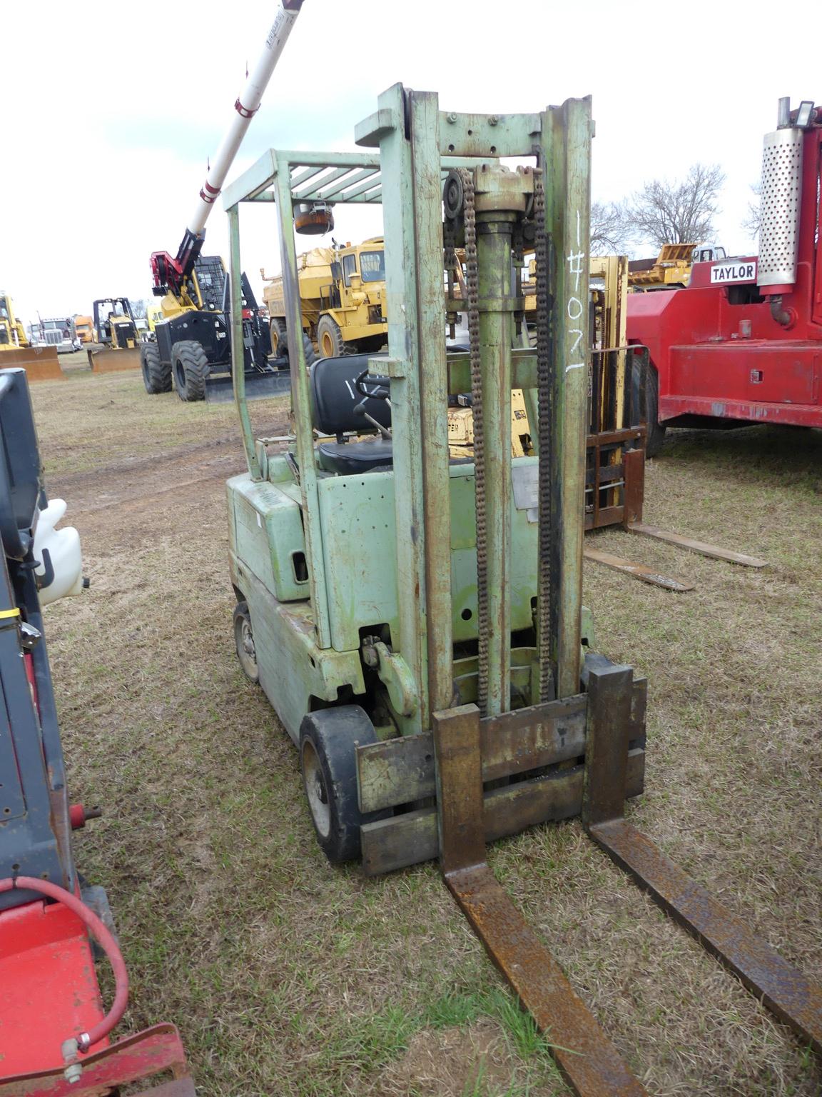 Clark C500 Forklift, s/n 3555354381 (Salvage)