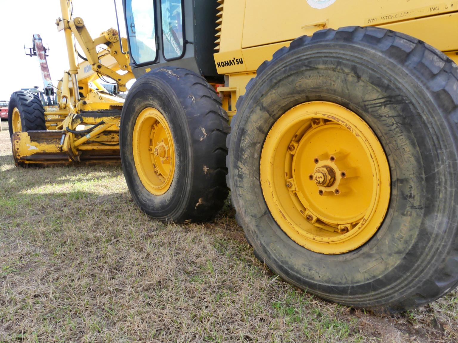 2001 Komatsu GD530A-2BY Motor Grader, s/n 210649: Encl. Cab, Hyd. Side Shif