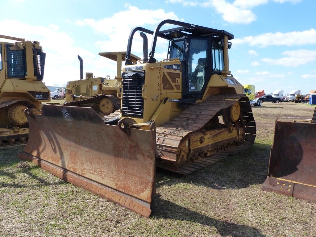 2014 Cat D6N LGP Dozer, s/n PBA02112: C/A, Sweeps, 6-way Blade, Meter Shows