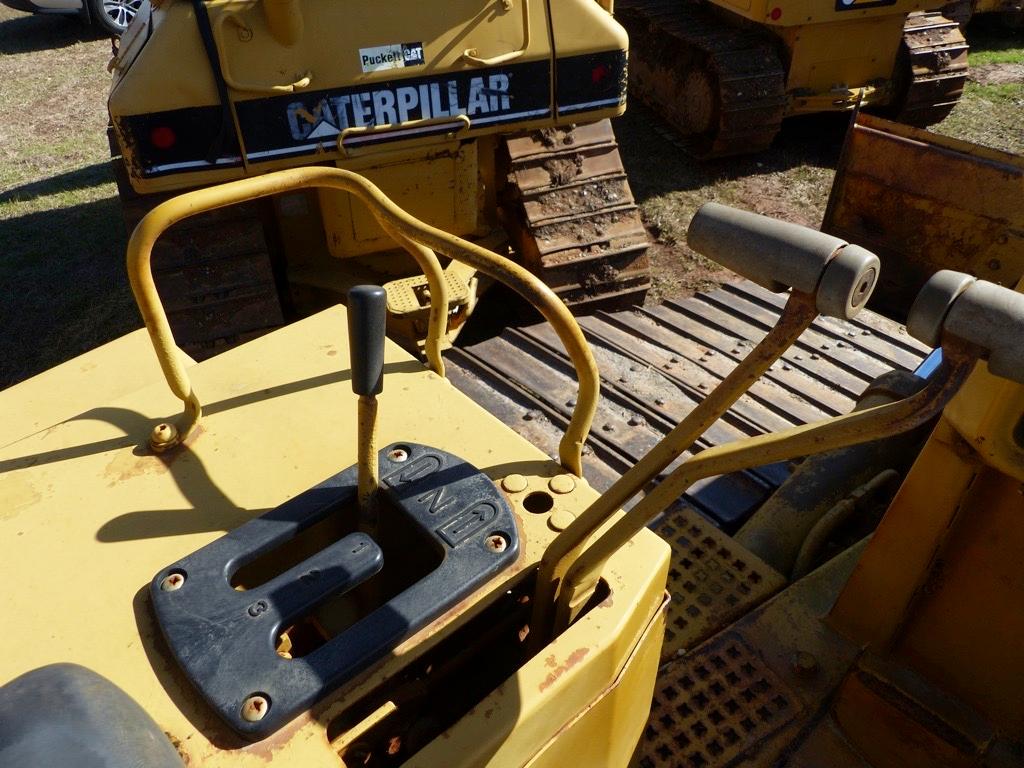 Cat D5H Dozer, s/n 1DD00589