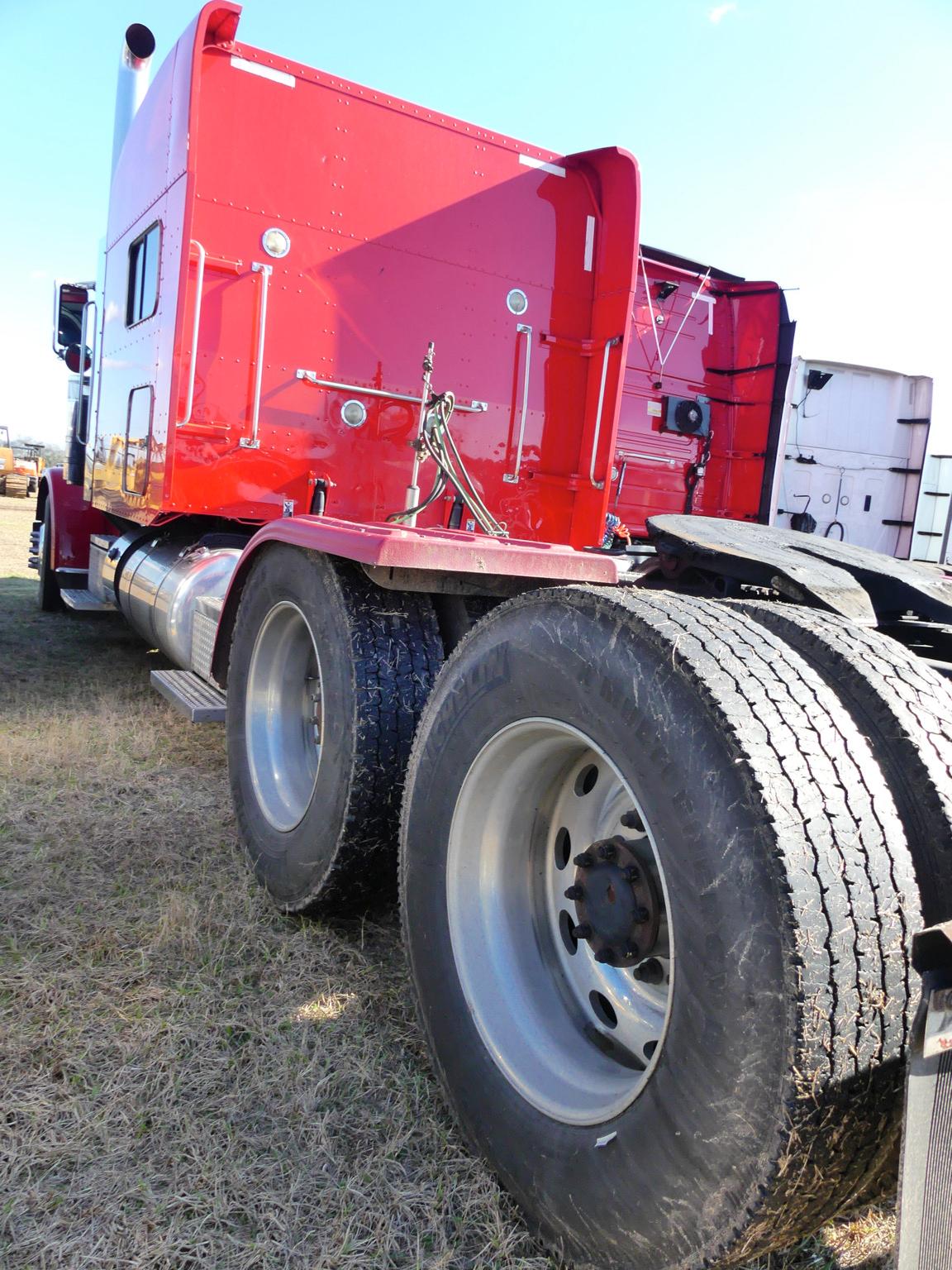 2015 Peterbilt 389 Truck Tractor, s/n 1XPXD49X0FD285504: Stand Up Sleeper,