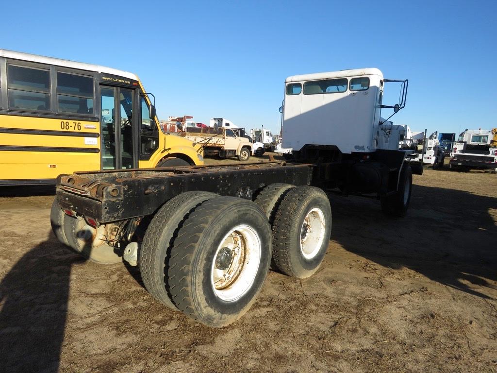 1974 Oshkosh F2338-1D3 Cab & Chassis, s/n 14370 (No Title - Bill of Sale On