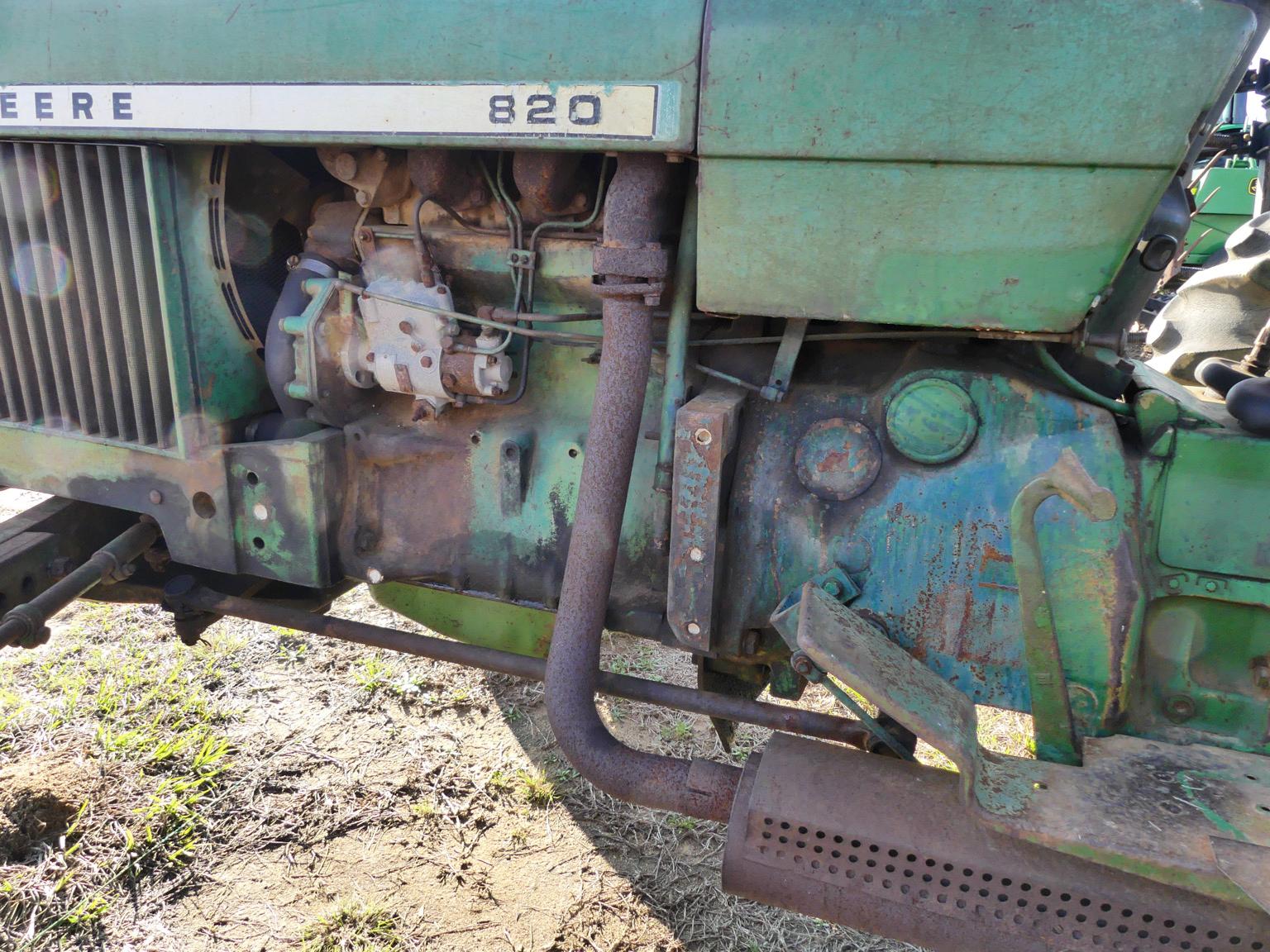 John Deere 820 Tractor, s/n 210211