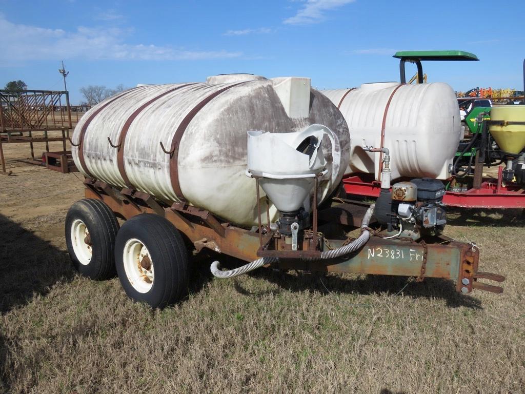 1000-gallon Water Tank on Trailer