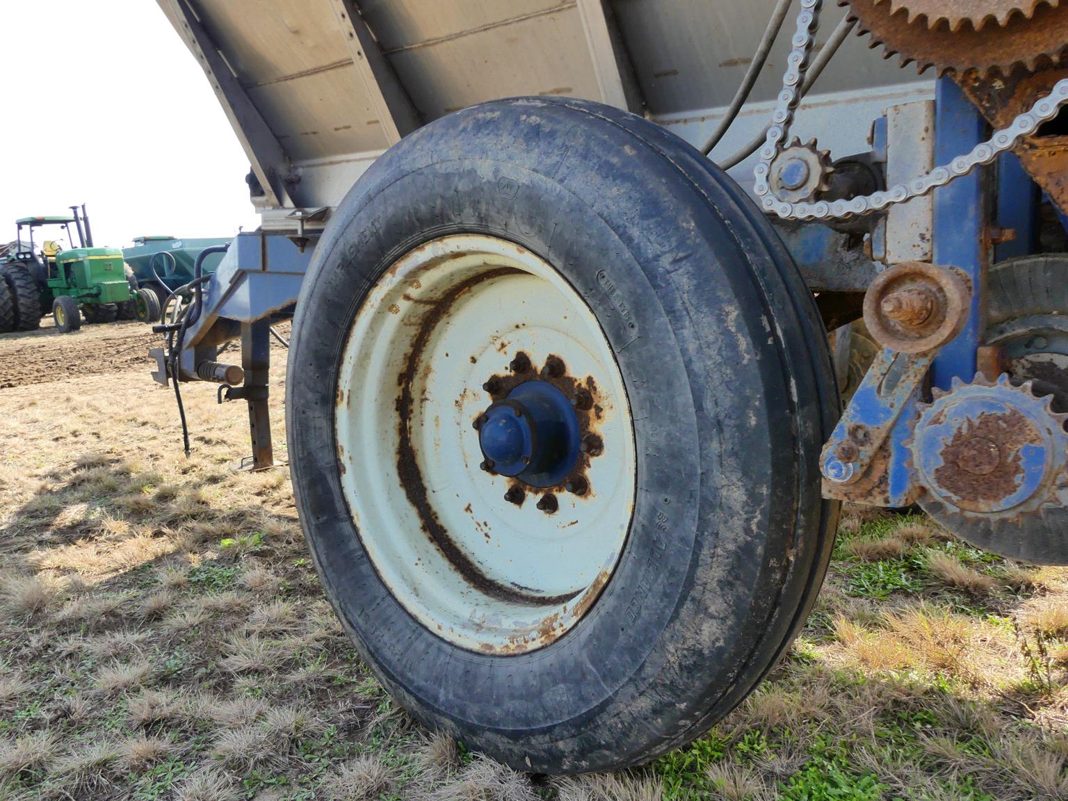 Fertilizer Spreader