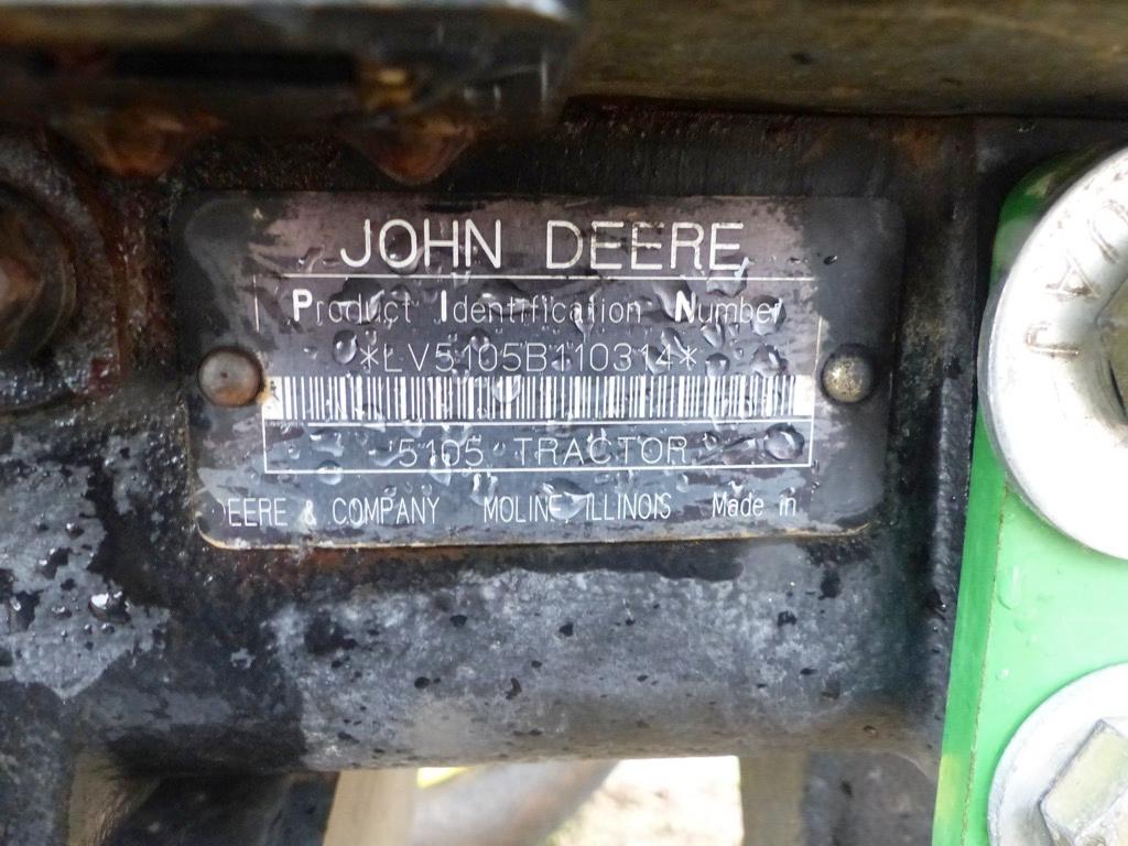 John Deere 5105 Tractor, s/n 110314: 2wd, Canopy, Meter Shows 1500 hrs