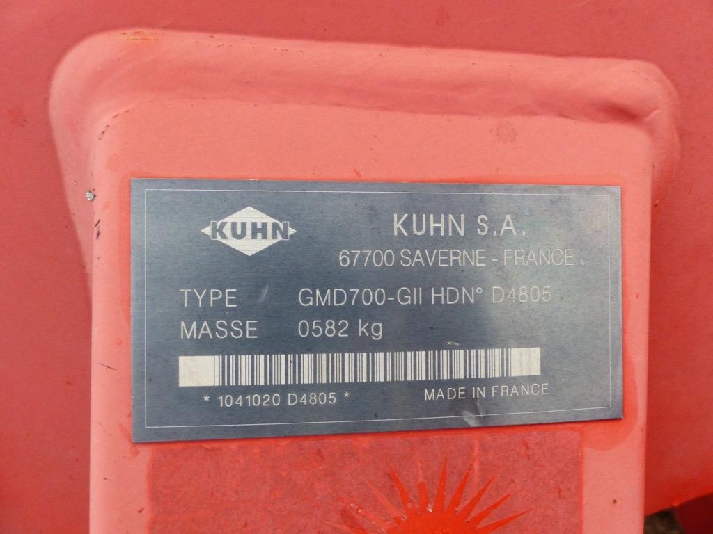 KMC 4760 Hay Caddy, s/n 77767 w/ Kuhn Side Cutter, s/n 4805