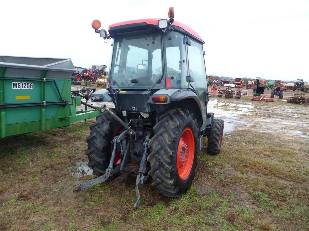 Kubota M7040D MFWD Tractor, s/n 95168: Narrow, C/A, Meter Shows 5649 hrs