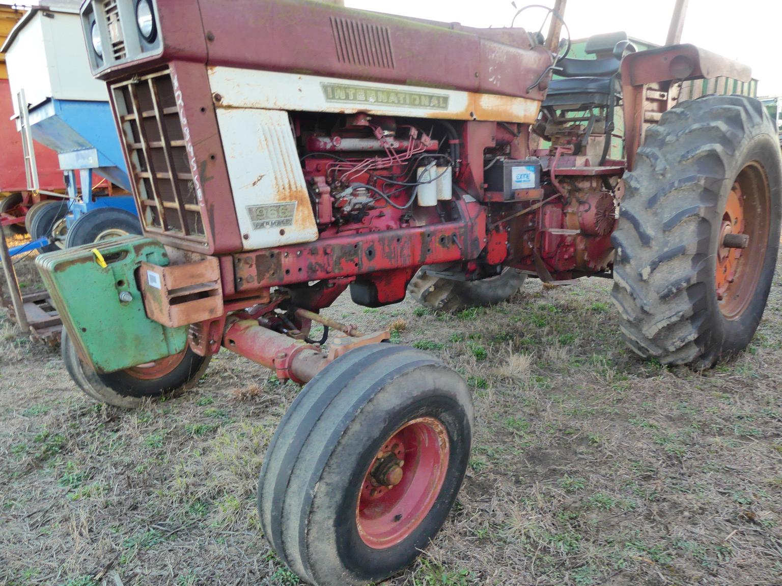 International Farmall 966 Tractor, s/n 0012702: Canopy, 2wd, Meter Shows 51