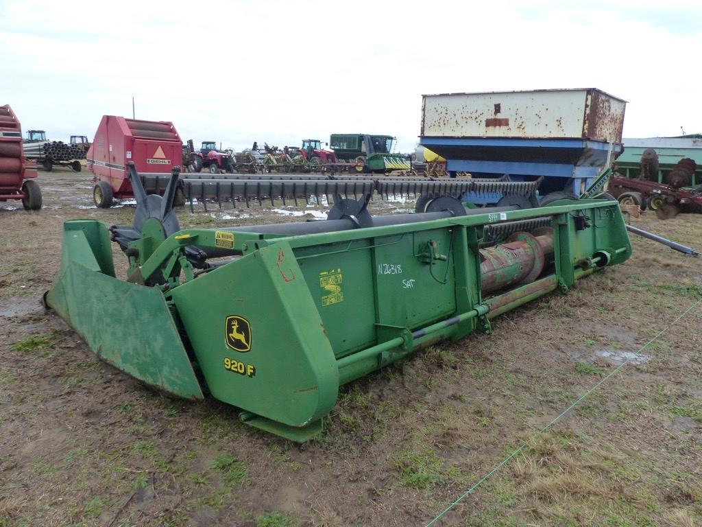 John Deere 920F 20' Grain Table, s/n H00920F626870