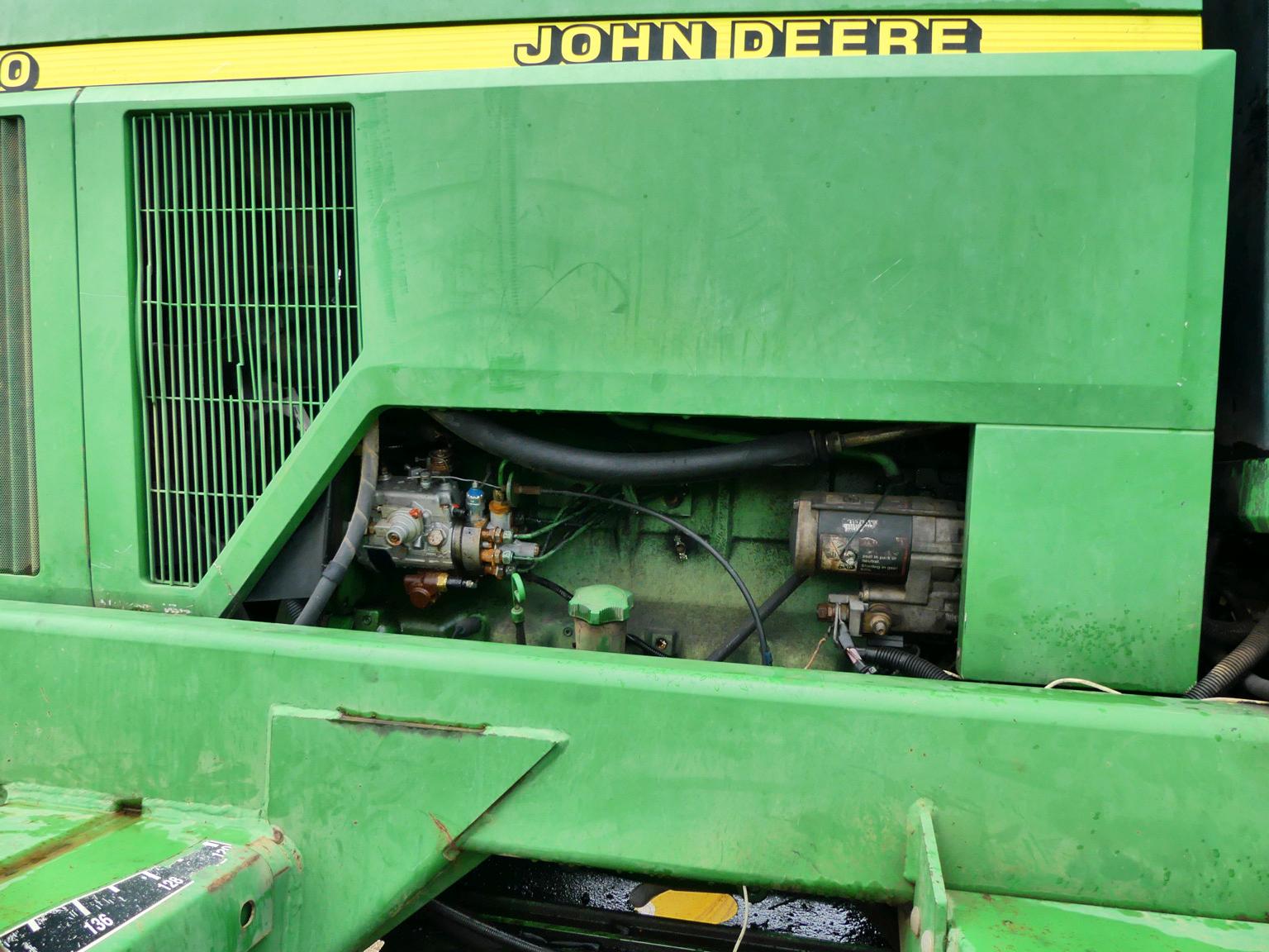 John Deere 4700 Sprayer, s/n N04700K002537