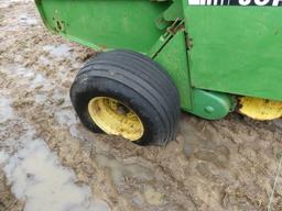 John Deere 535 Baler