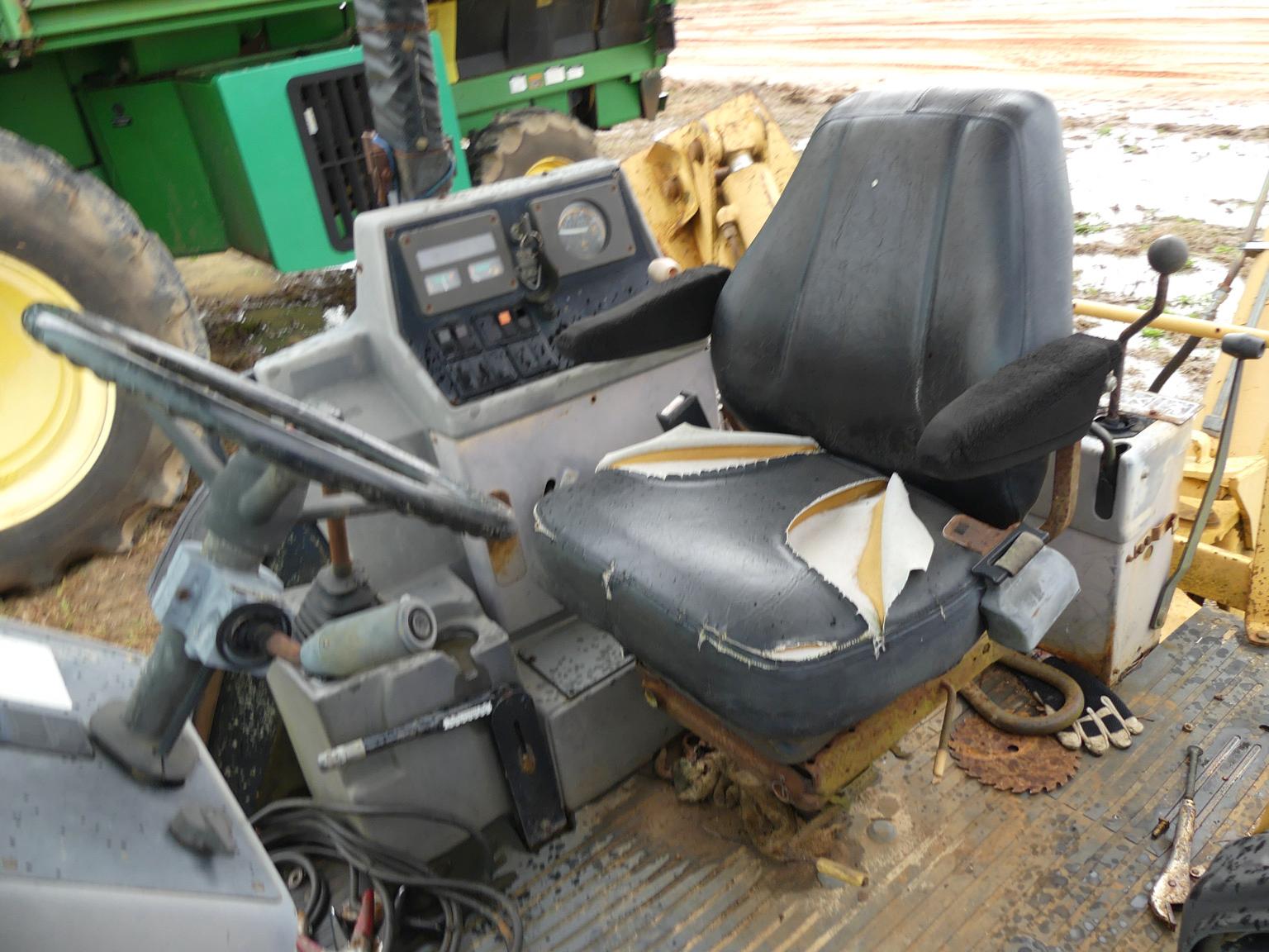 Ford 555D 4WD Loader Backhoe, s/n 30708