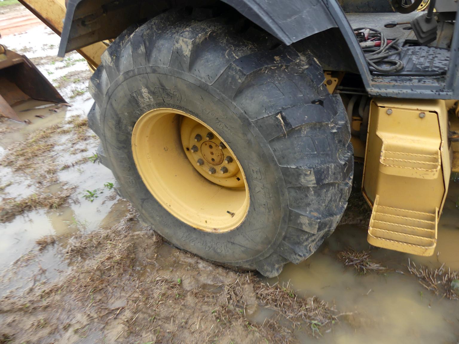 Ford 555D 4WD Loader Backhoe, s/n 30708