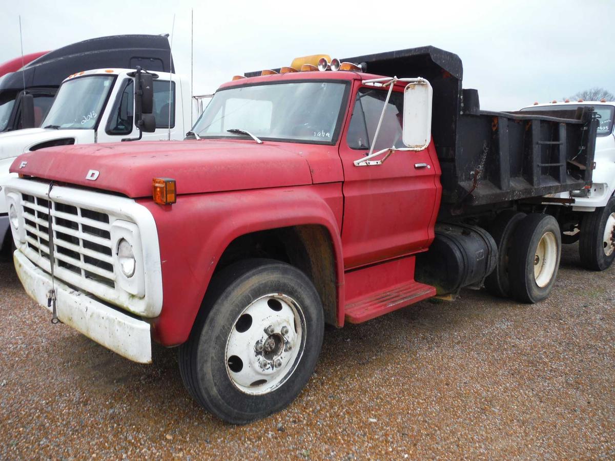 Ford F600 Single-axle Dump Truck, s/n F10ALT44522 (Inoperable): 5/2-sp., Cr