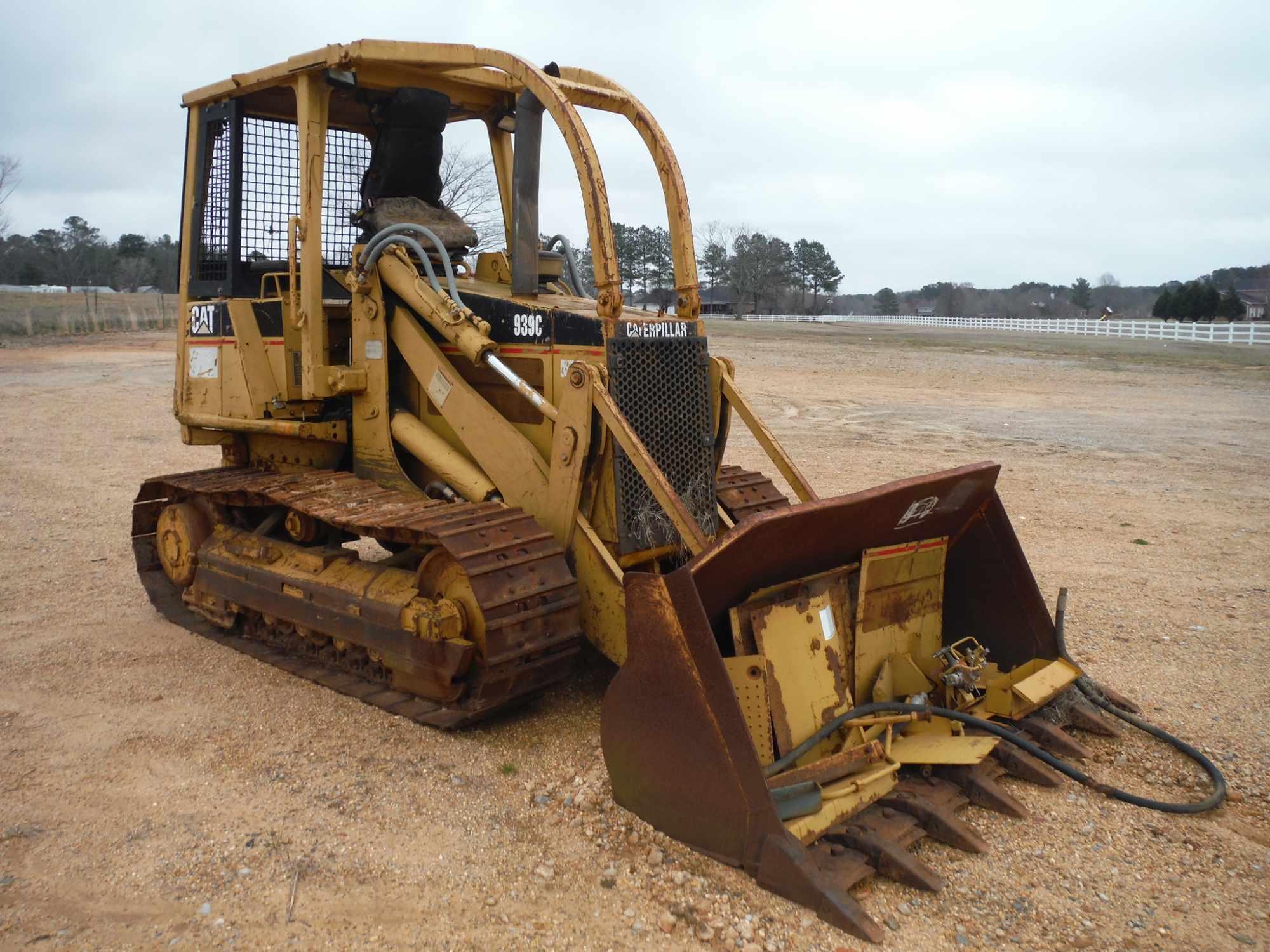 1998 Cat 939C Crawler Loader, s/n 6DS00578 (Salvage): Hyd. Pump Problem