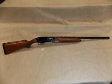 Winchester Model 1400, 12 Guage 2 3/4 Shells, Semi-Automatic Shotgun, Full