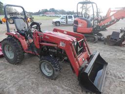 Massey Ferguson 1528 MFWD Tractor, s/n JPA65119: Rollbar, MF 1520 Loader w/