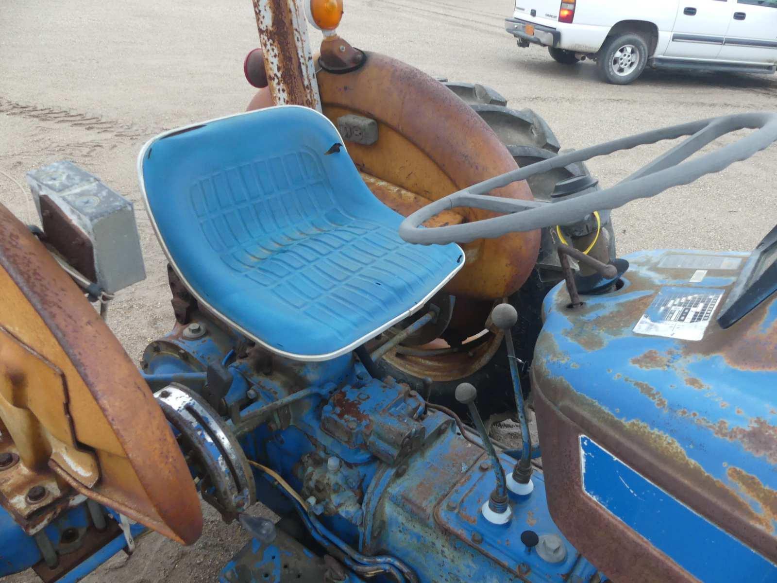 Ford 3600 Tractor, s/n G512951: Rollbar Canopy, Drawbar, Lift Arms, Meter S