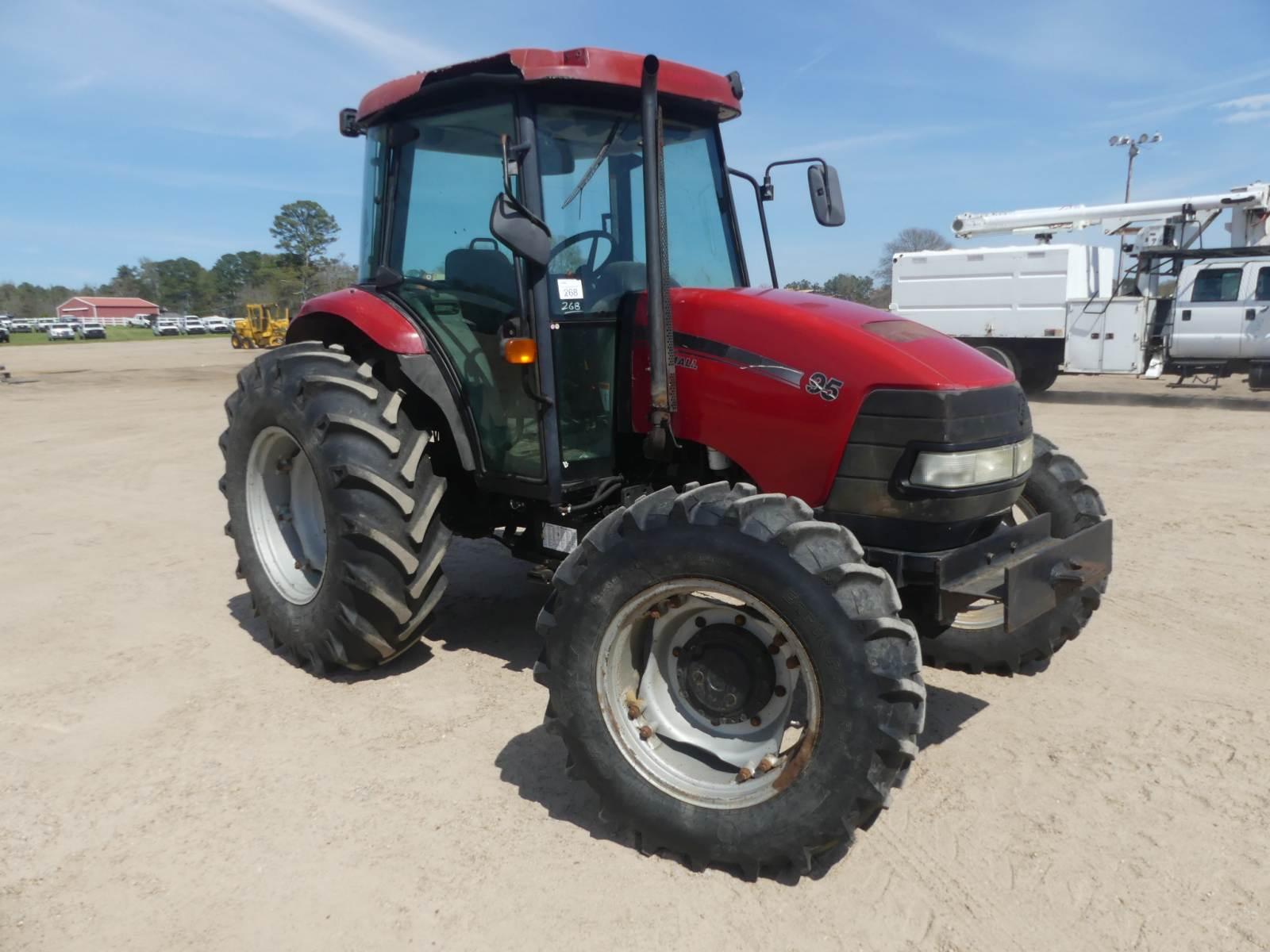 CaseIH Farmall 95 MFWD Tractor: Encl. Cab, Meter Shows 2482 hrs