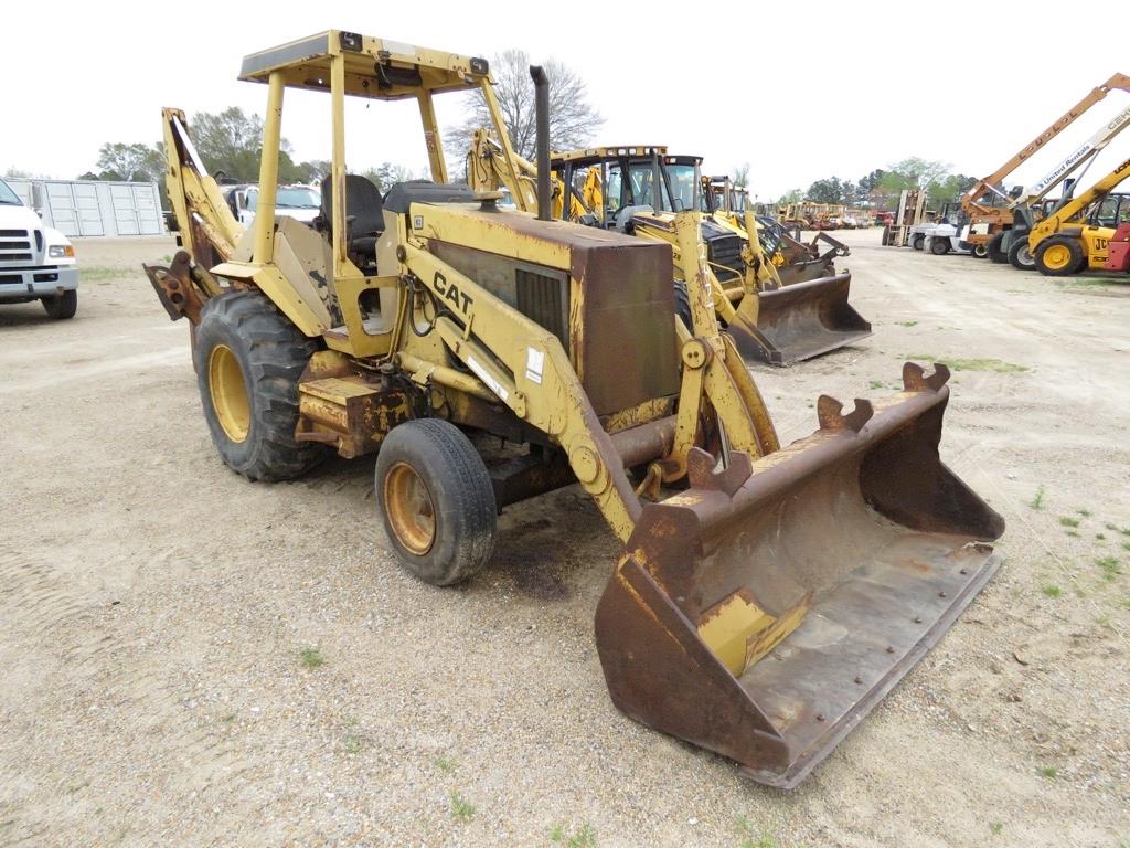 Cat 426 Loader Backhoe, s/n 7BC02078: 4-post Canopy, Meter Shows 6600 hrs