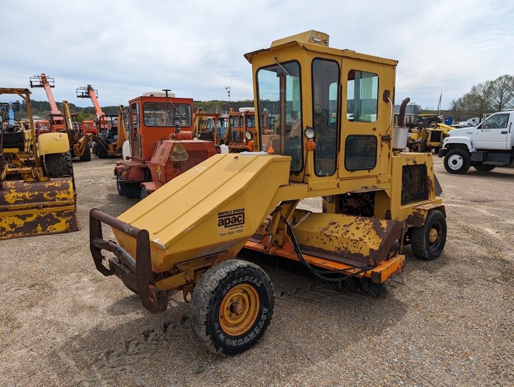 1990 Waldon Sweepmaster Sweeper, s/n 20957: Encl. Cab, 91" Broom, Diesel