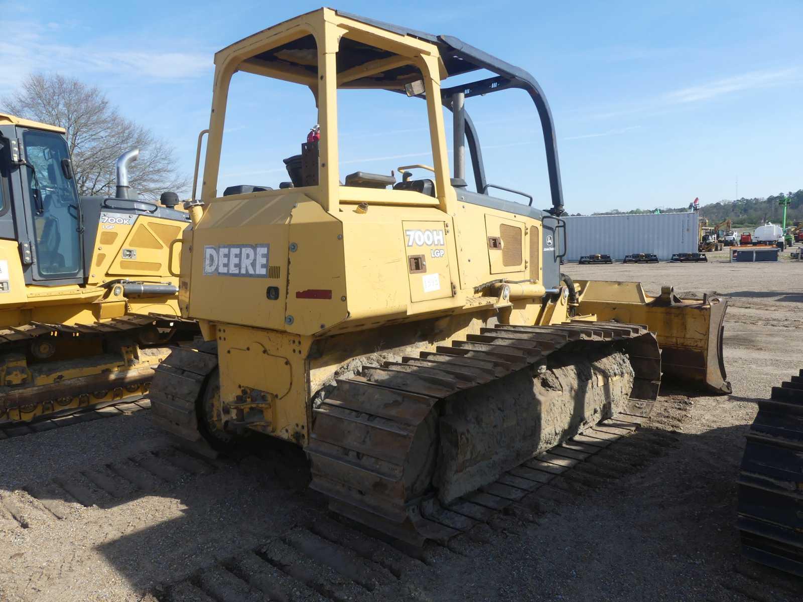 2003 John Deere 700H LGP Dozer, s/n T0700HX915623: Canopy, Sweeps, 6-way Bl