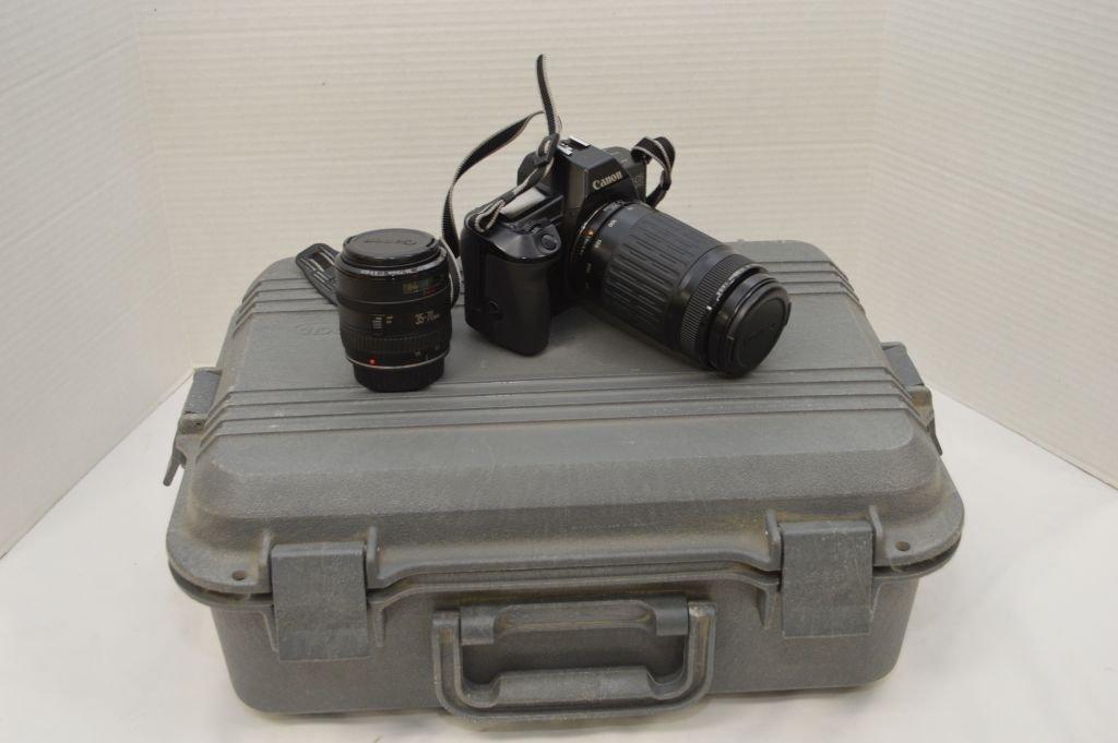 Cannon Eos 650 Camera W/ 75-300 Lens & 35-70 Lens In Hard Carrying Case