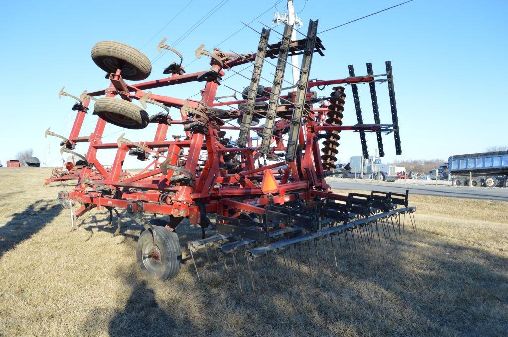 24' Case Ih 4300 Field Cultivator With Harrow