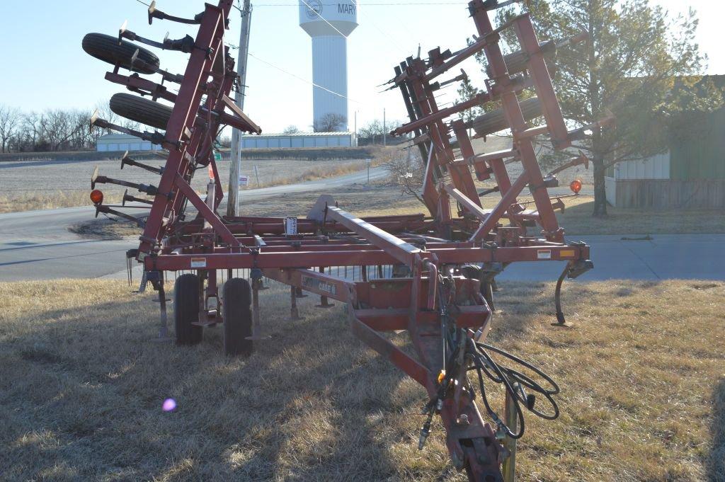 24' Case Ih 4300 Field Cultivator With Harrow