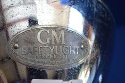 Gm Safetylight - Spotlight From The 1930's