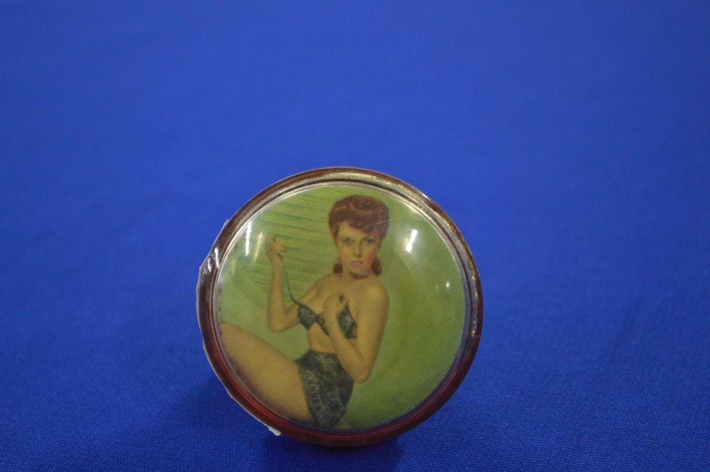 Pin-Up Girl Steering Wheel Knob