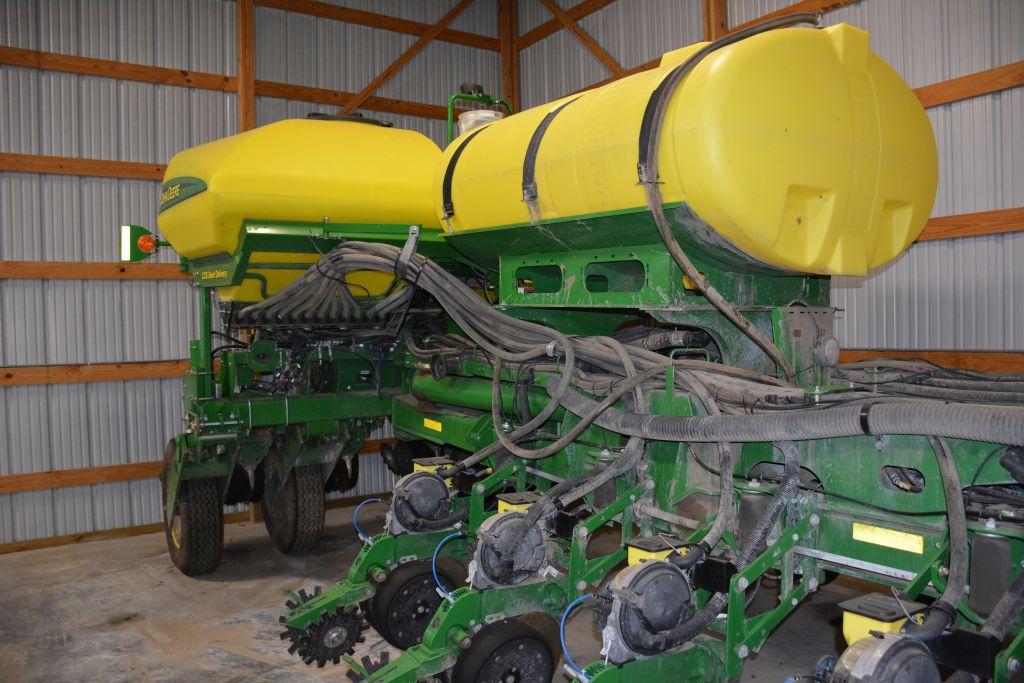 2013 JD 1770NT Planter, 24R30 with pro units and CCS, 2 - 50 bu. tanks, fol