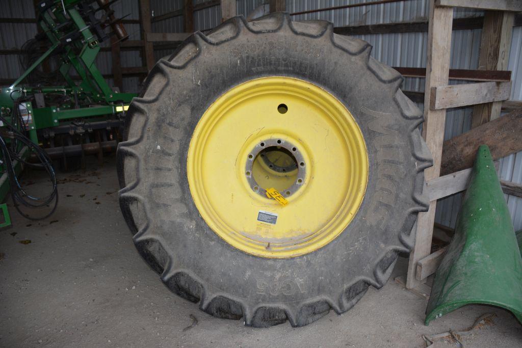 Set of Sprayer Tires and Rims, 520/85R38 (85%)
