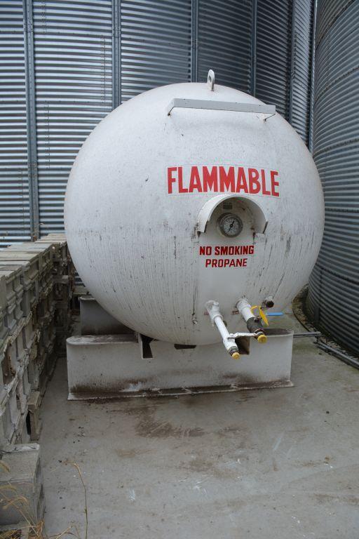 2800 gal. Propane Tank, used with grain dryer (to be sold separately